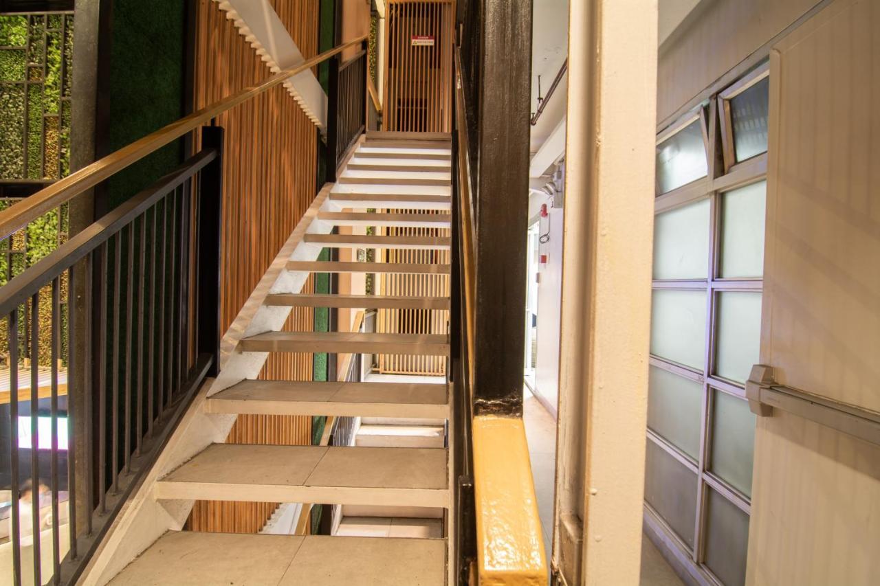 Ark Hostel City Center Manila Pasay Exterior foto