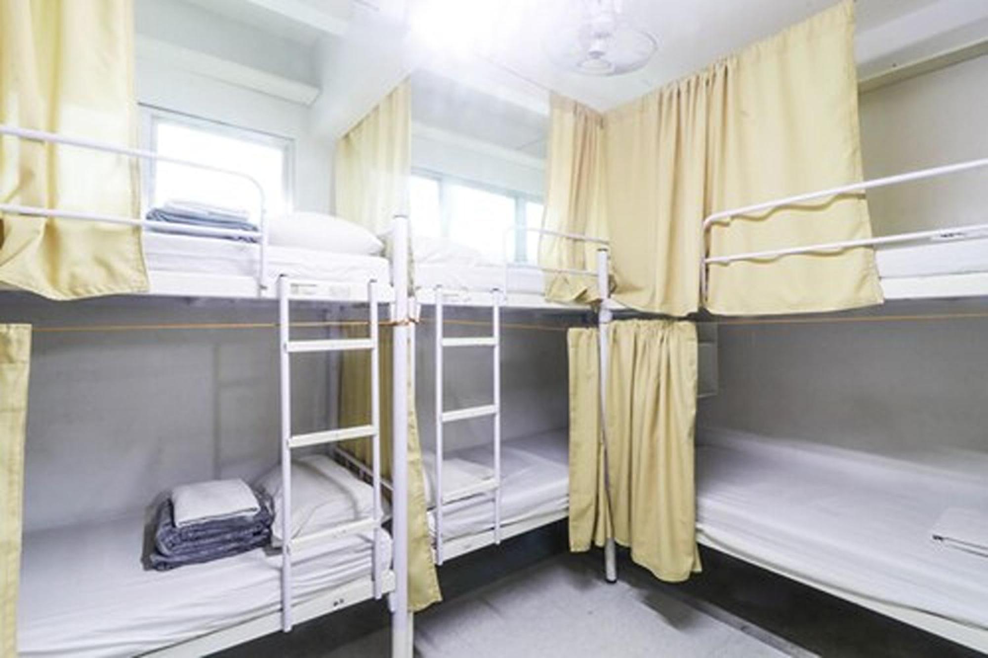 Ark Hostel City Center Manila Pasay Exterior foto